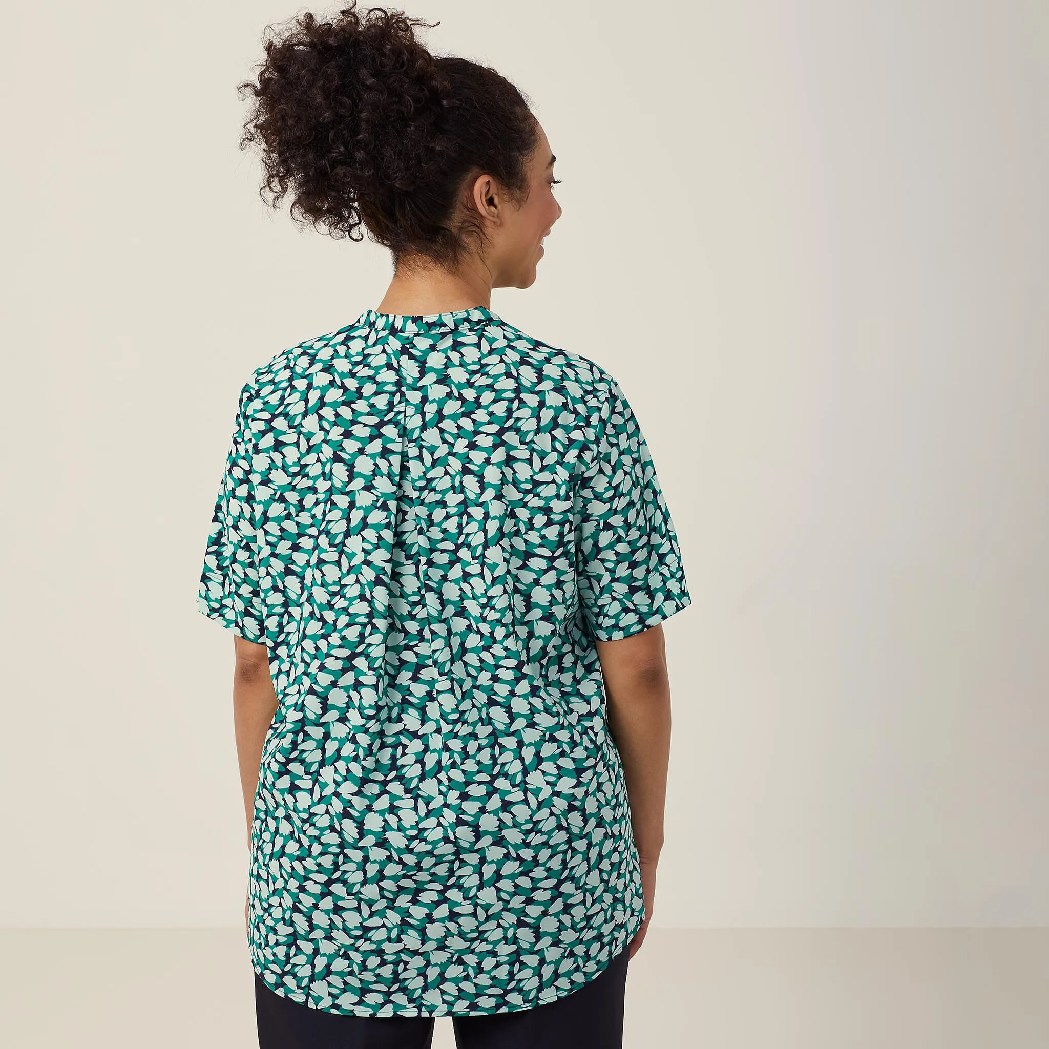 Antibacterial Petal Print Short Sleeve Tunic