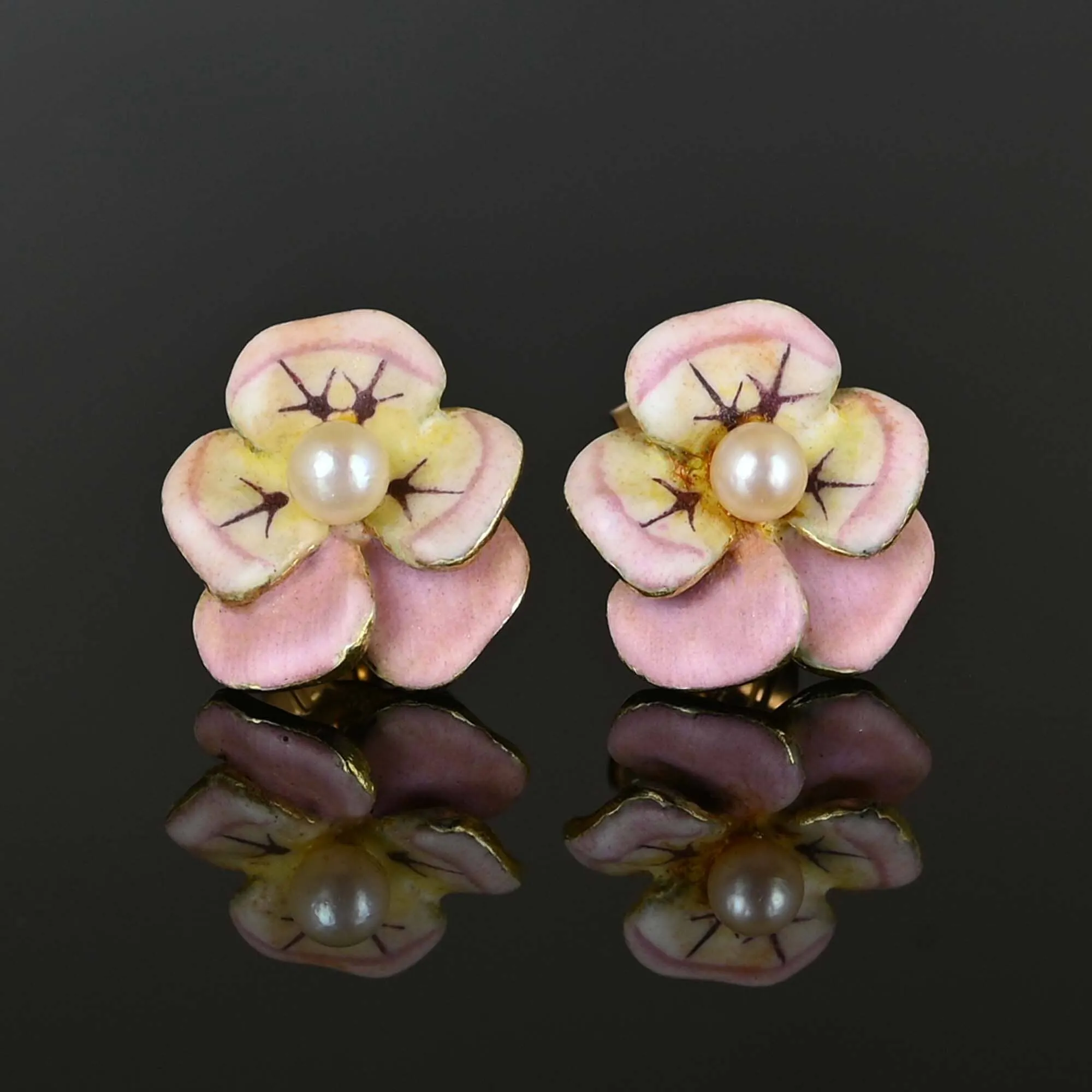 Art Nouveau Pearl Enamel Pansy Stud Earrings