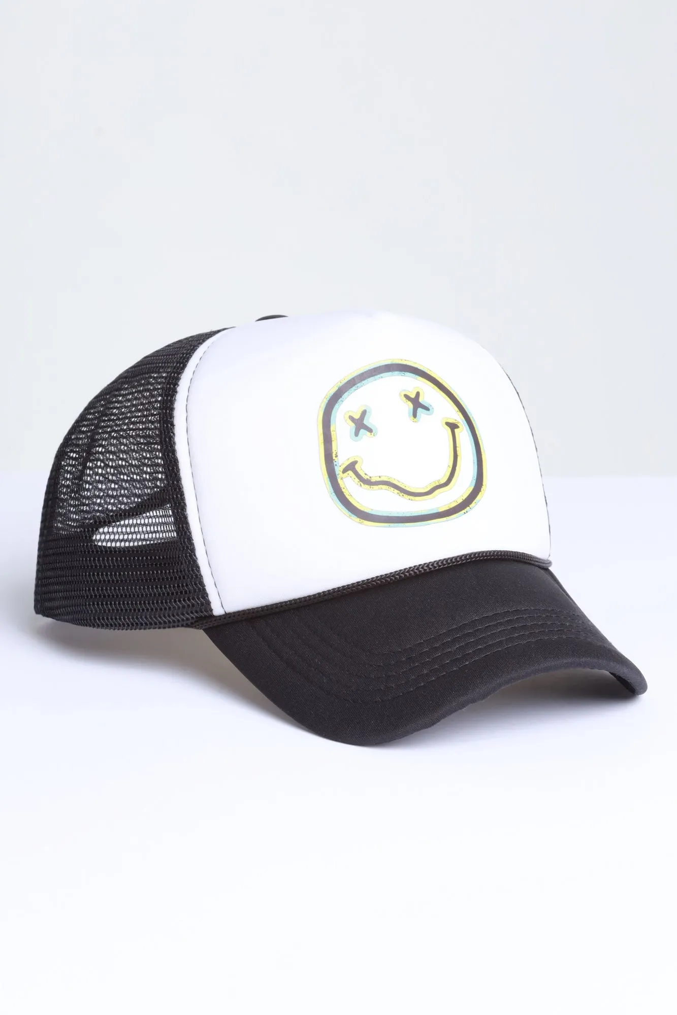 Big Smile Graphic Trucker Hat - Black/White