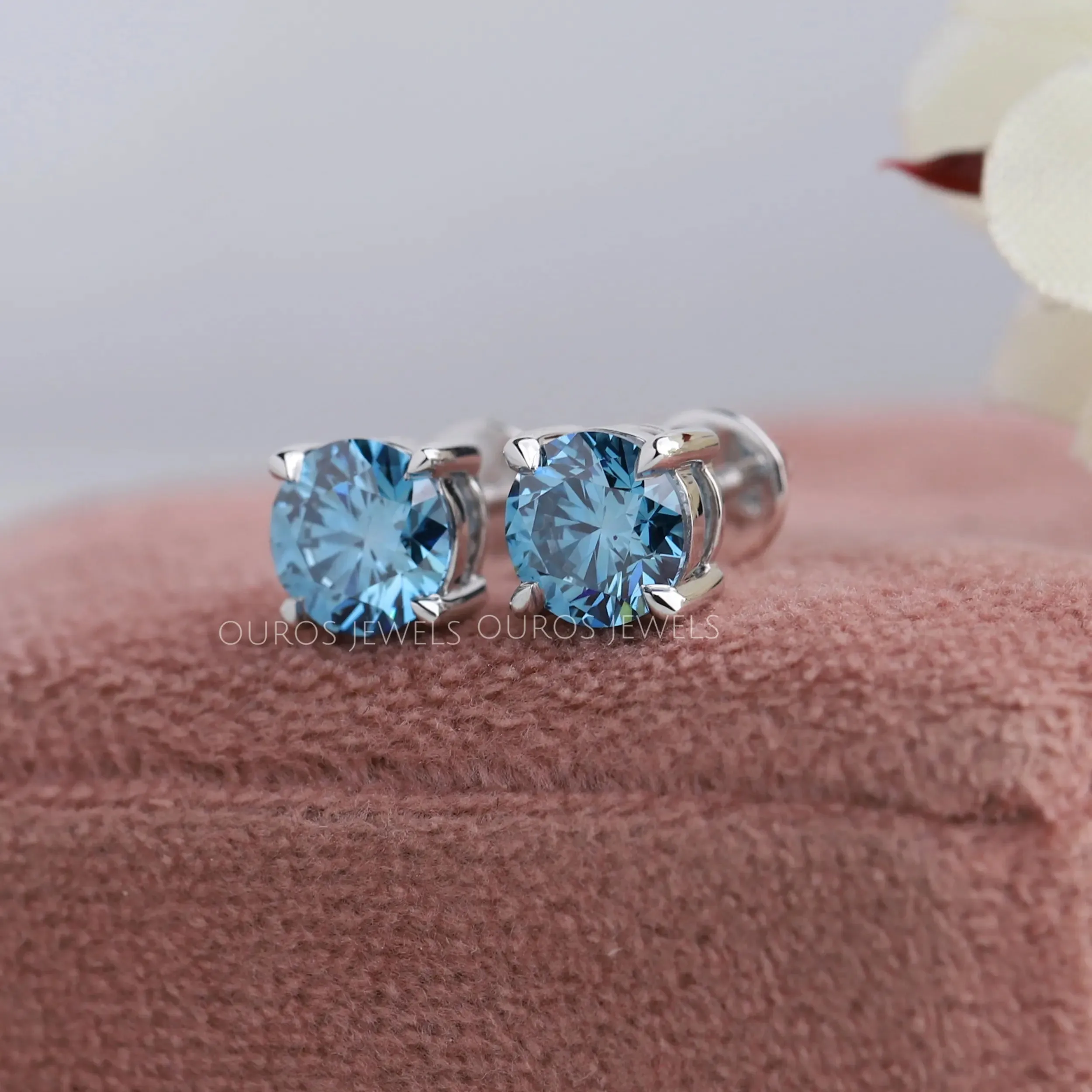 Blue Round Solitaire Stud Earrings