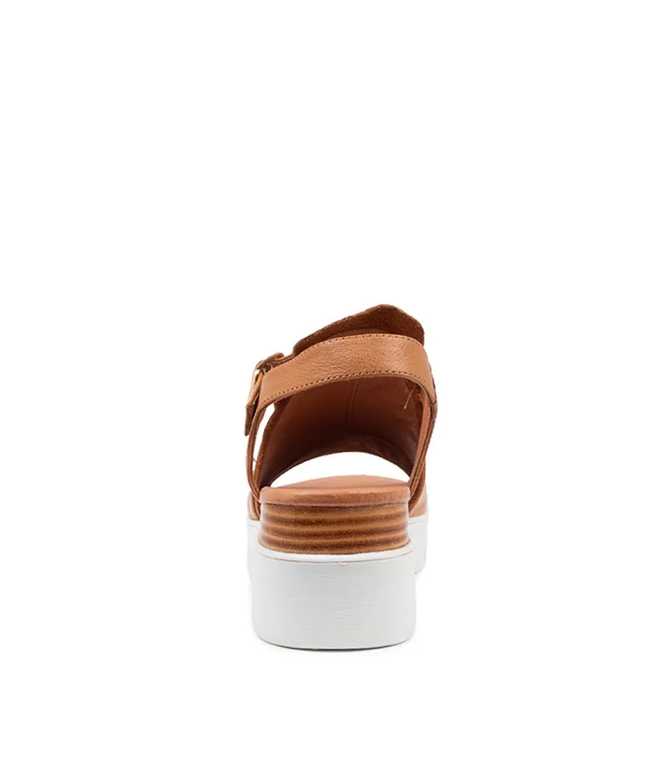 DJANGO & JULIETTE Randlee Dark Tan Leather Sandals