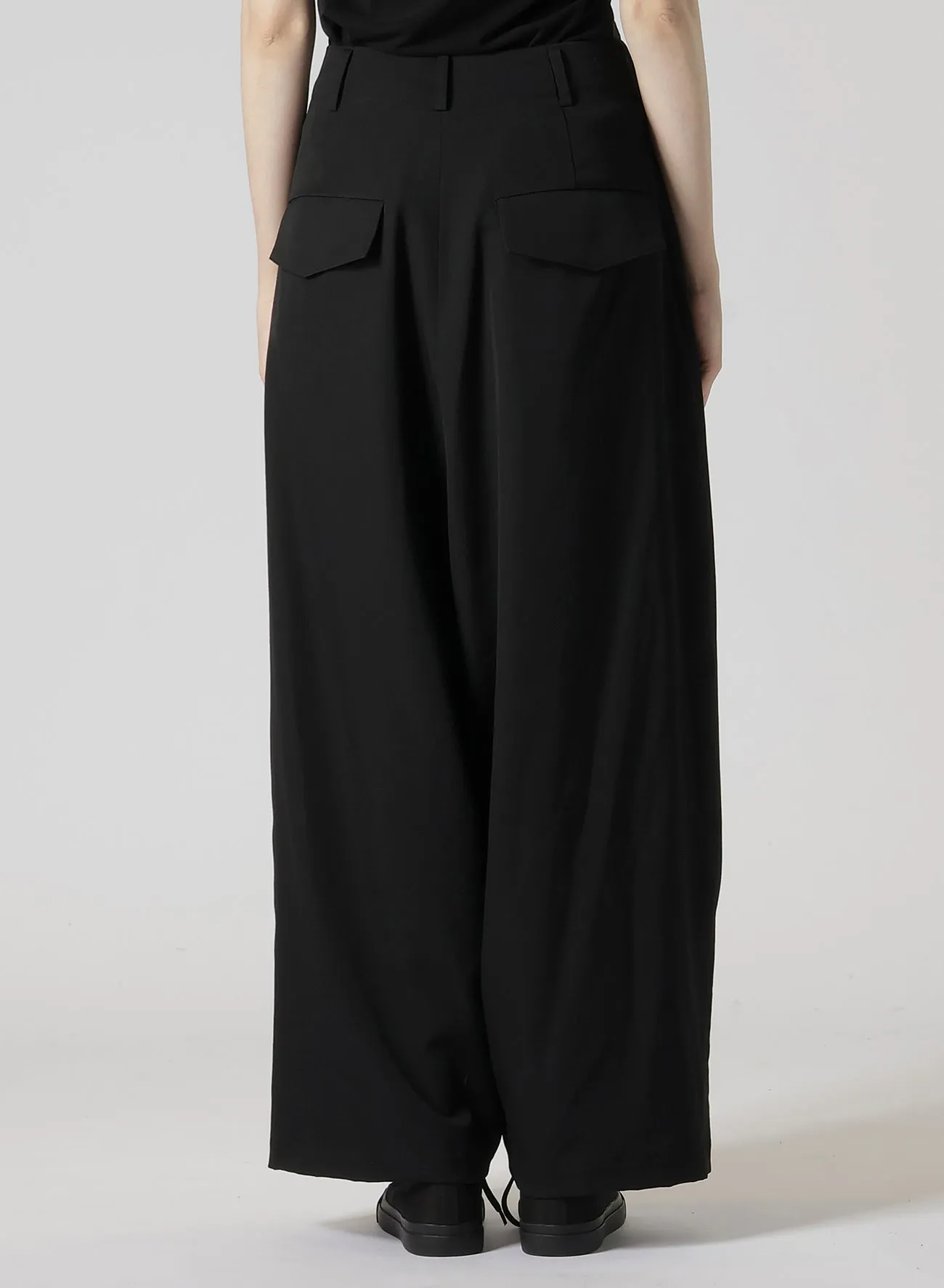 GABARDINE R-BACKSIDE FLARE WIDE PANTS