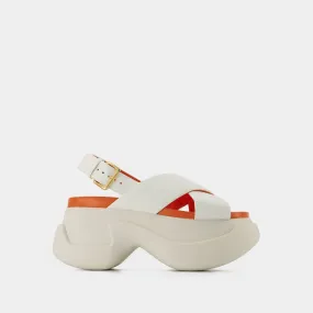 Marni  Fussbett Platform Sandals - Marni - White - Leather