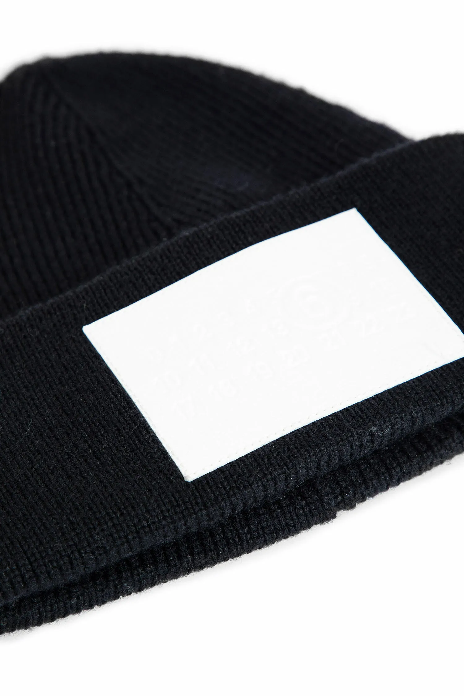 mm6 maison margiela numeric signature beanie