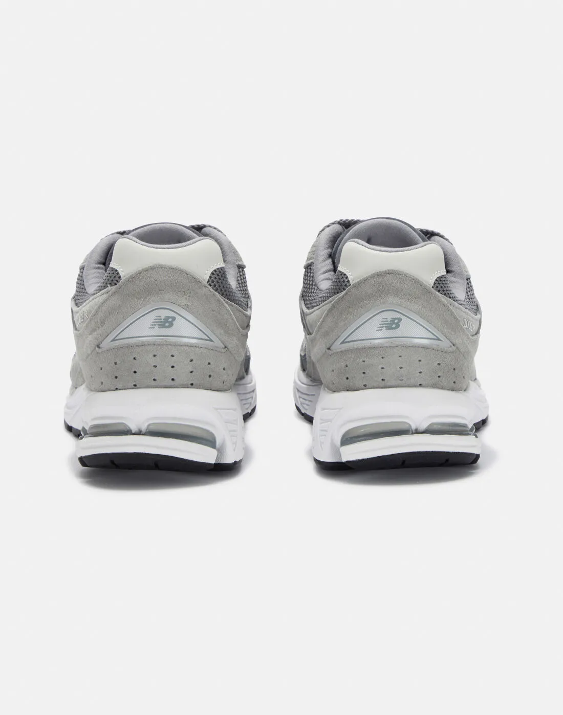 New Balance Adults 2002R Trainers