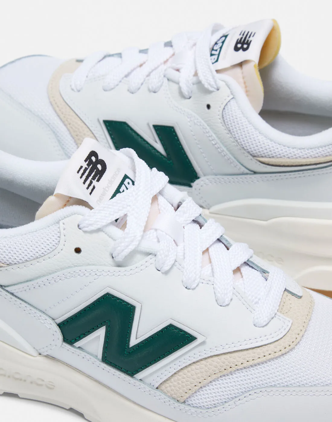 New Balance Mens 997R Trainers