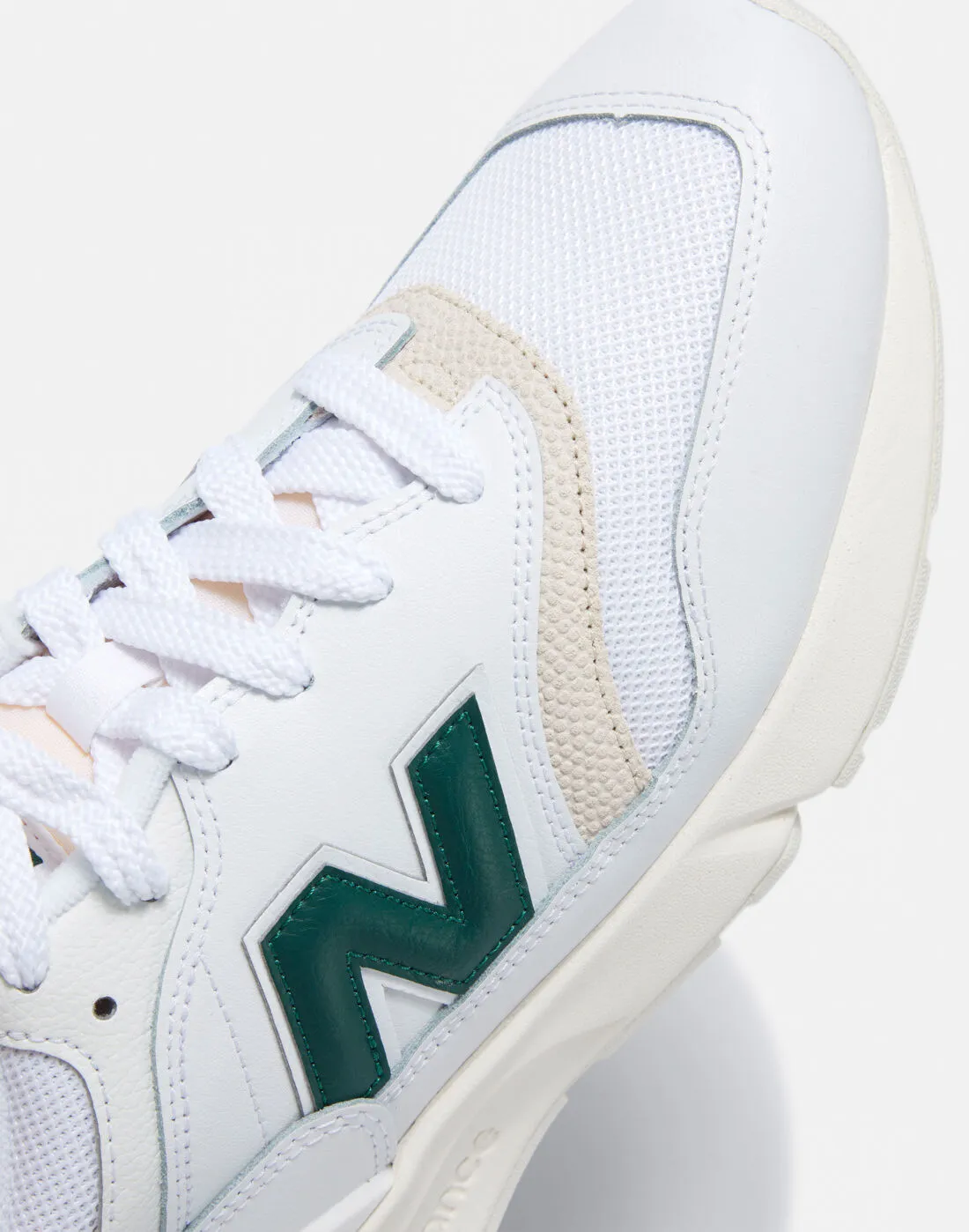 New Balance Mens 997R Trainers