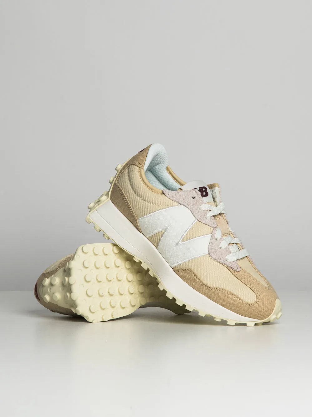 NEW BALANCE WOMENS NEW BALANCE THE 327 - CLEARANCE