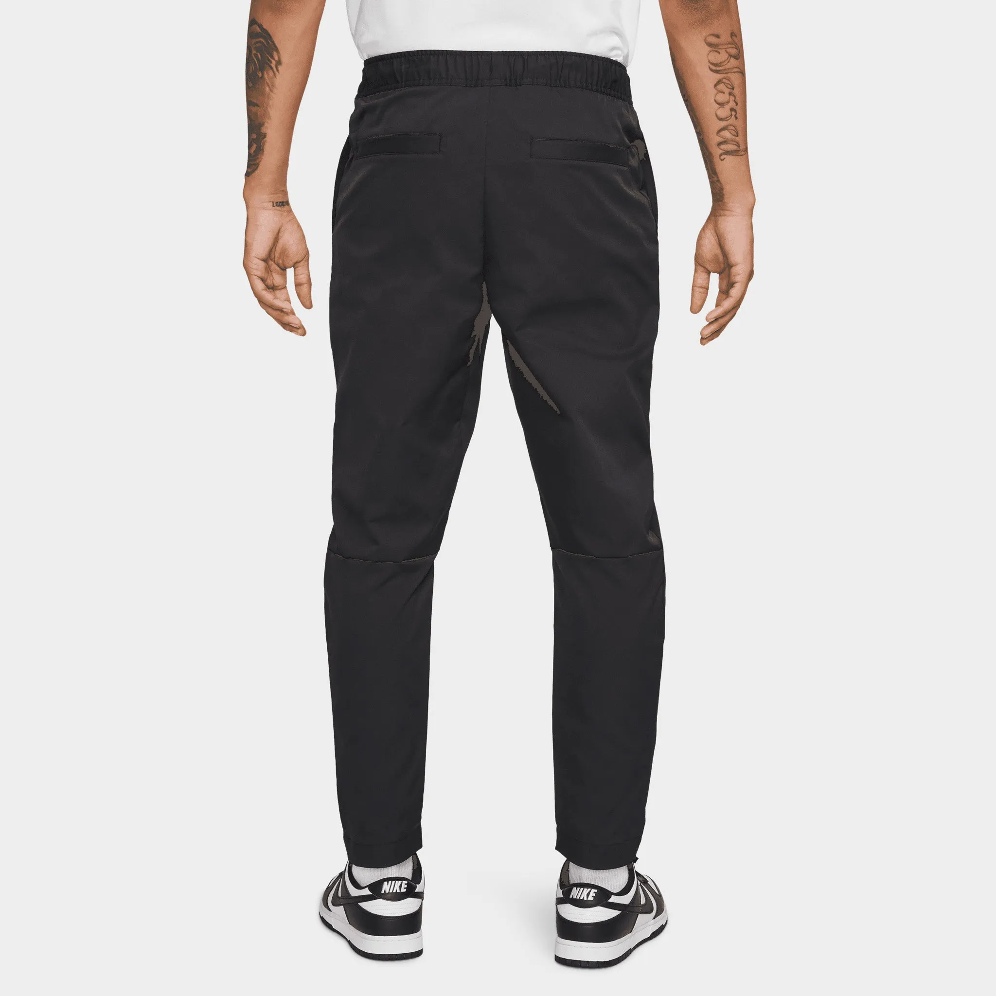 Nike Club Woven Tapered-Leg Pants Black / White