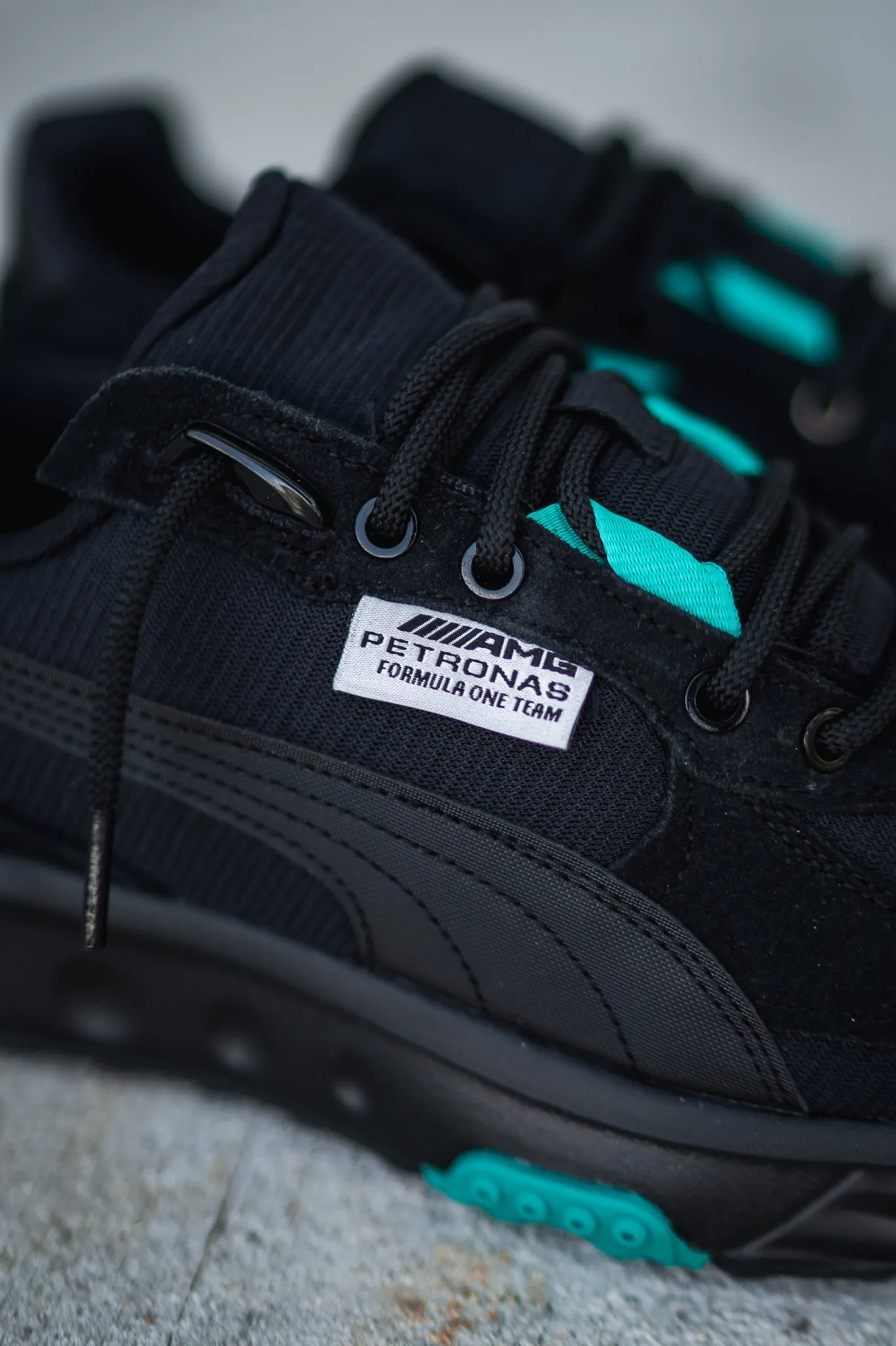 Puma x Mercedes Benz MAPF1 Wild Rider (Puma Black)