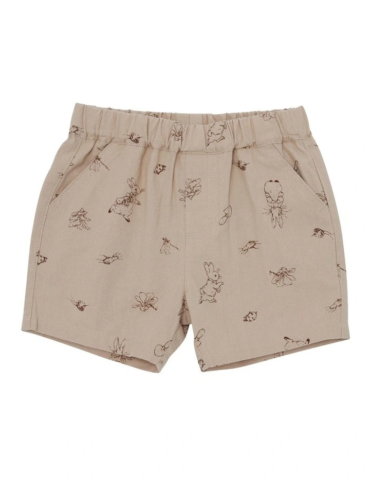 Shorts in Tan