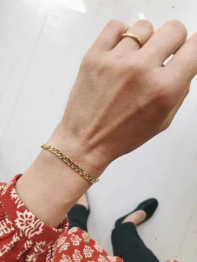 Small Curb Chain Bracelet in Gold