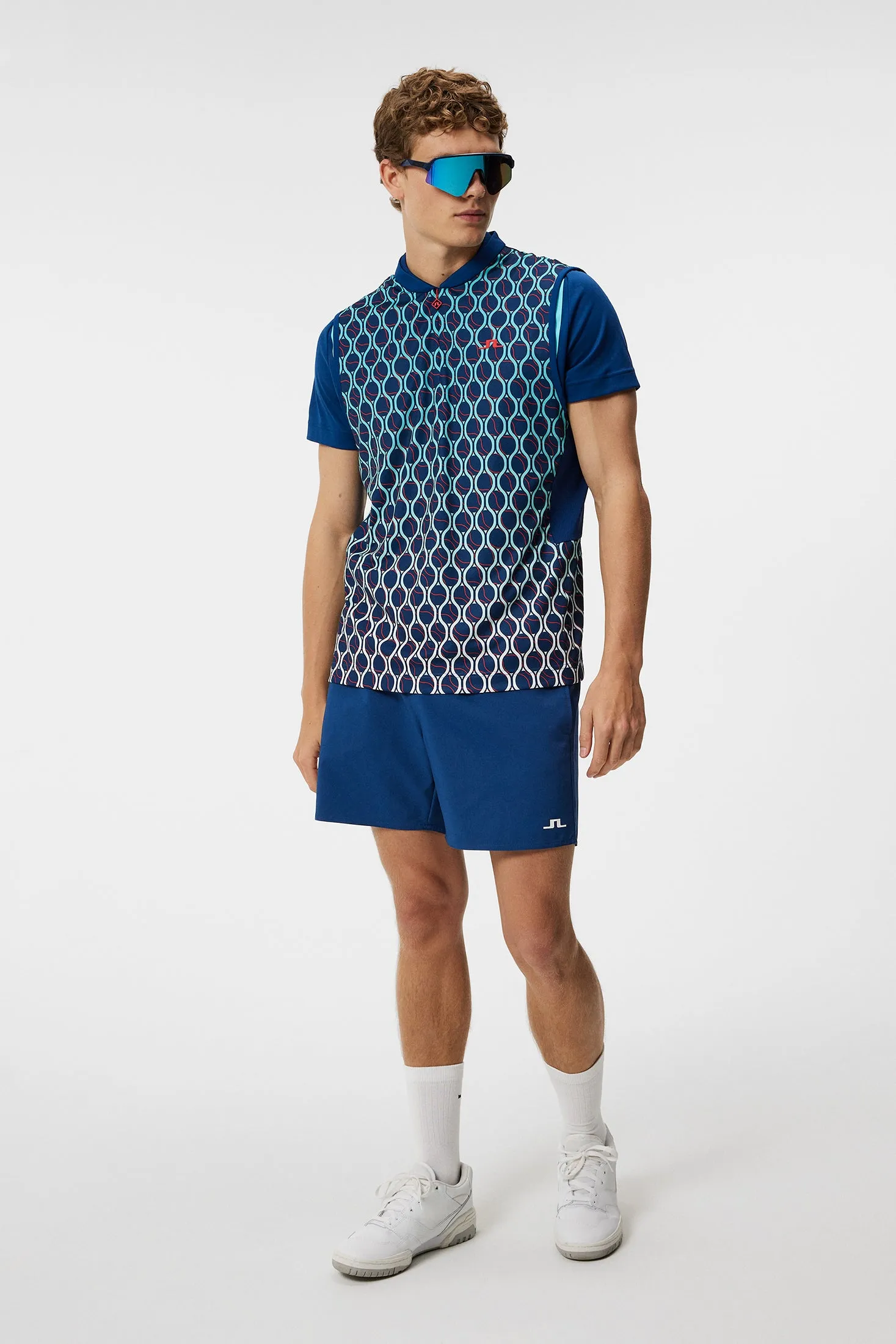 Wesley Print Vest / Racket Fade Estate