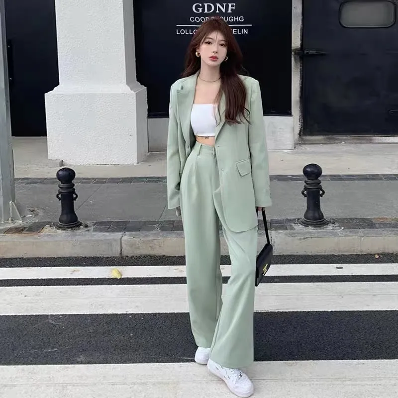 Yujie's light and mature style goddess style early autumn fashion suit suit is a fashionable street-style high-waisted wide-leg 